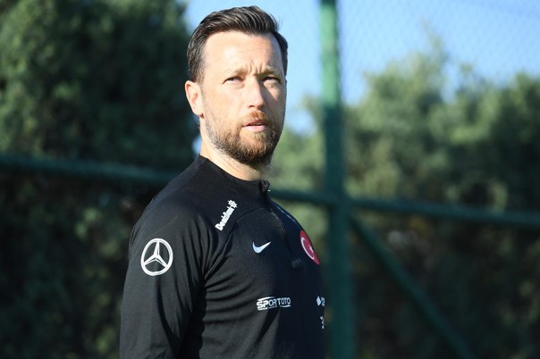 Who is Levent Sürme?